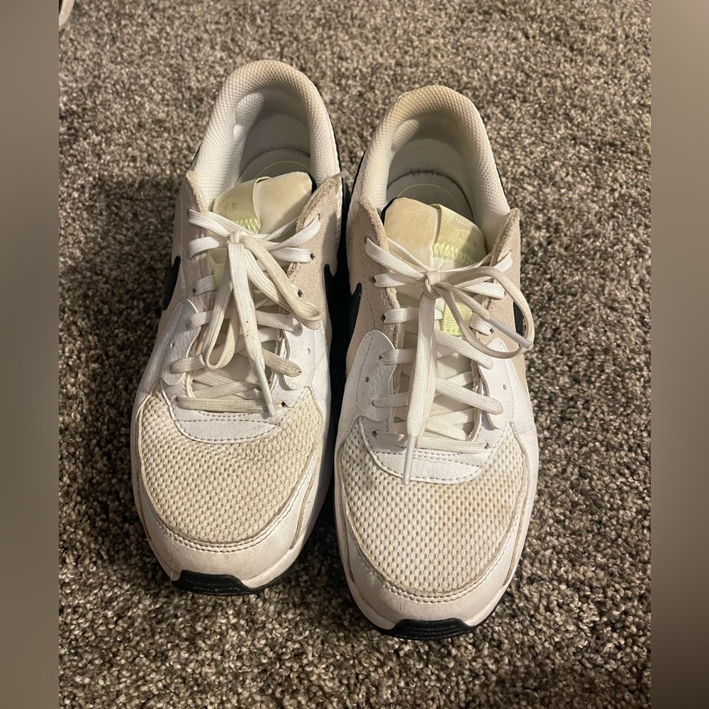 Nike shoes size 8